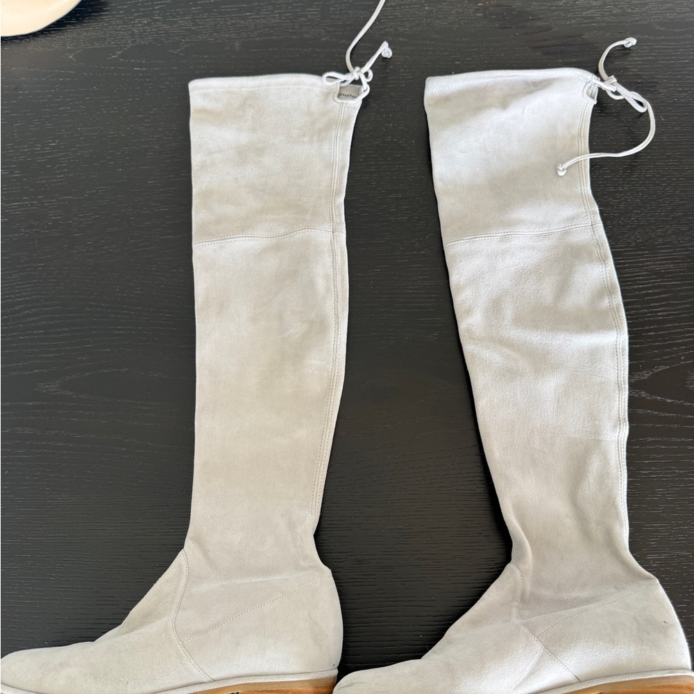 Stuart Weitzman 5050 Boots in Light Grey Size 6
